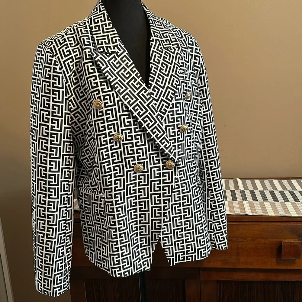 NWOT patterned blazer - Picture 5 of 9